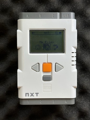 Lego mindstorms nxt - mindstorms, mattone
